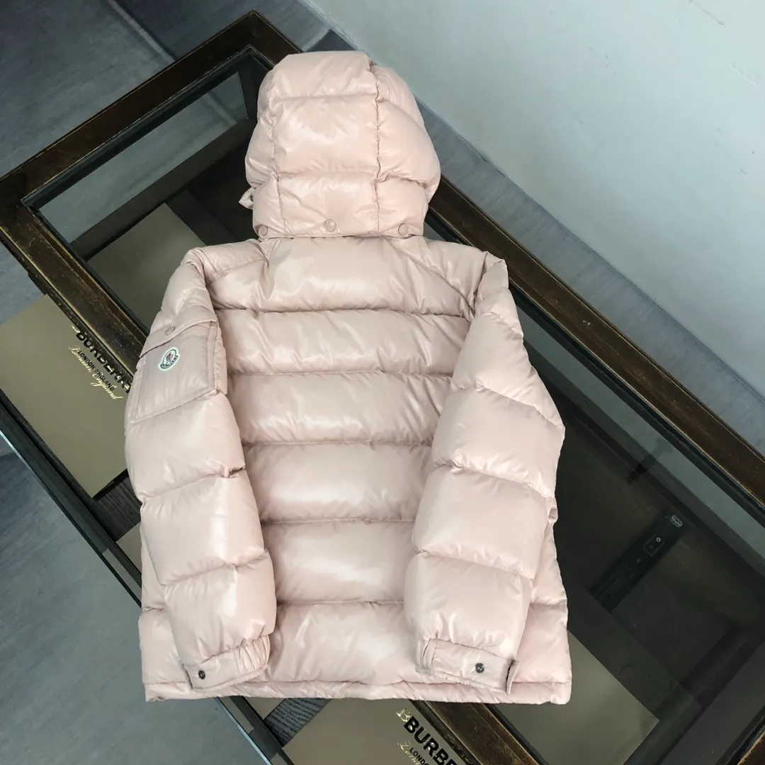 ( Pink Same Style) MONCLER Classic MAYA ， 95 ，📢 MON ，N Same Style ， ， ， ， ， ， MAYA ， Classic ， 90 ， 👍 Size：Classic （ 1-6）Pink（0-3）White（1-5）Gray（1-5） （1-5） （1-6） （1-6）